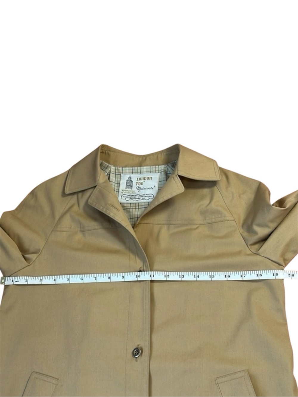 London Fog Tan Classic Vintage Short Trench Coat, Womens size 6 Regular - Picture 12 of 16